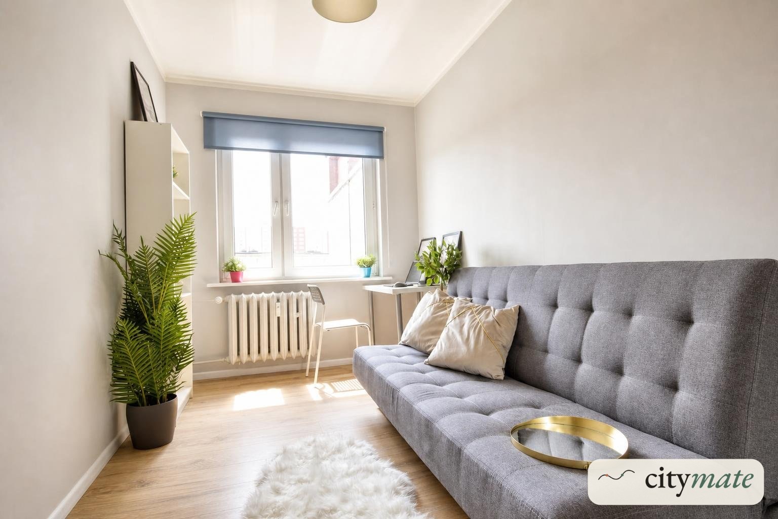 13-metre room with sliding wardrobe and desk