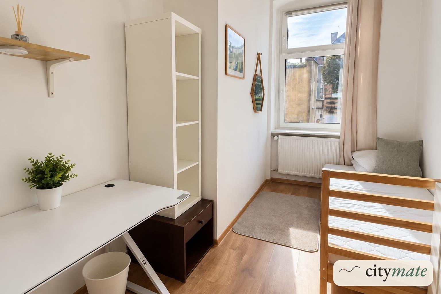 Photo 1: ul. Św. Czesława 11 · Room 1