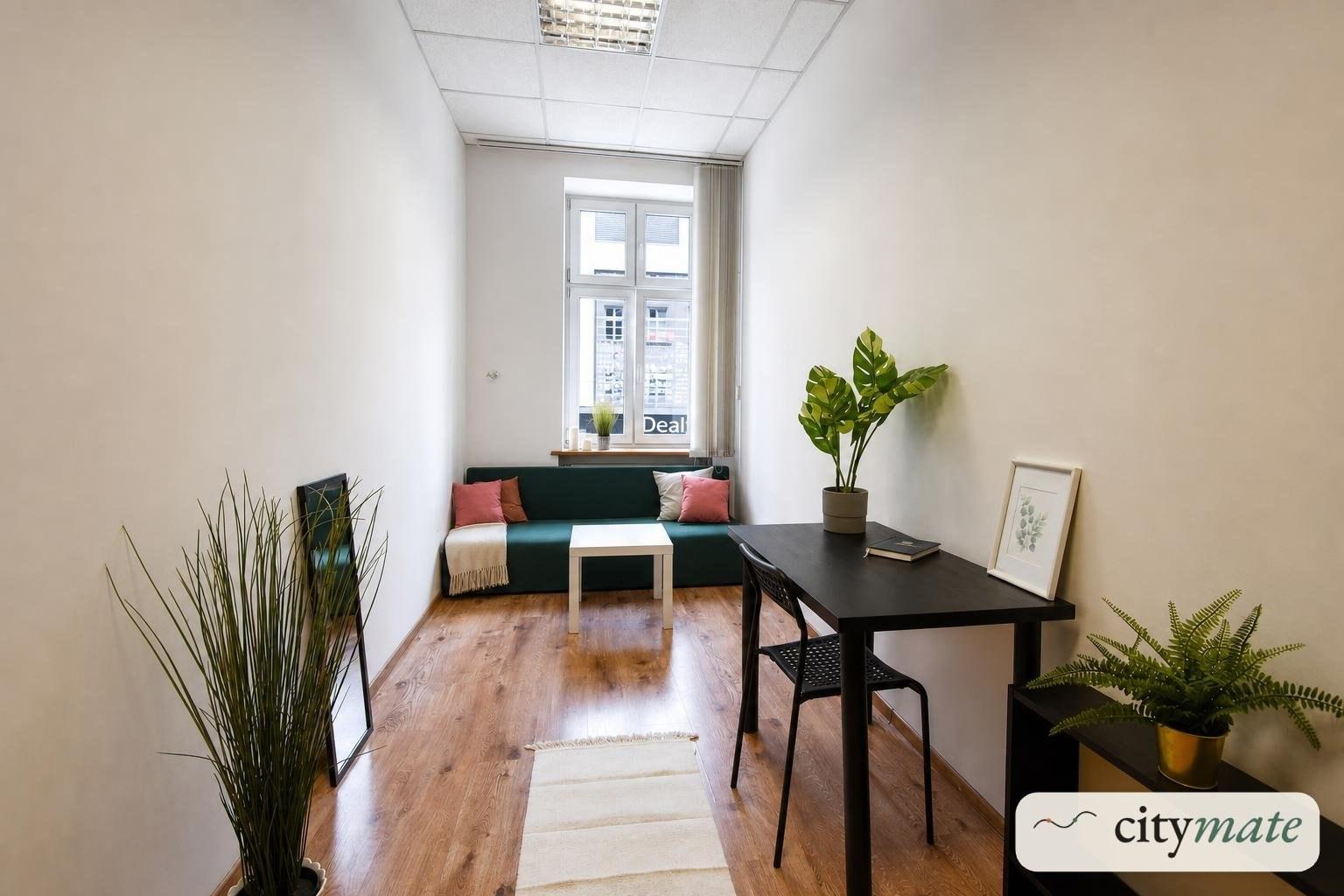 ul. Półwiejska 9 · Room 4